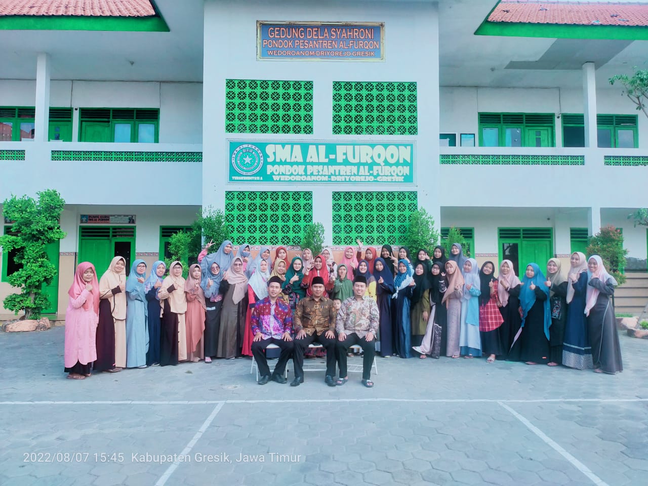 Juara 1 Olimpiade Matematika Sains SMA Se-Jawa Timur